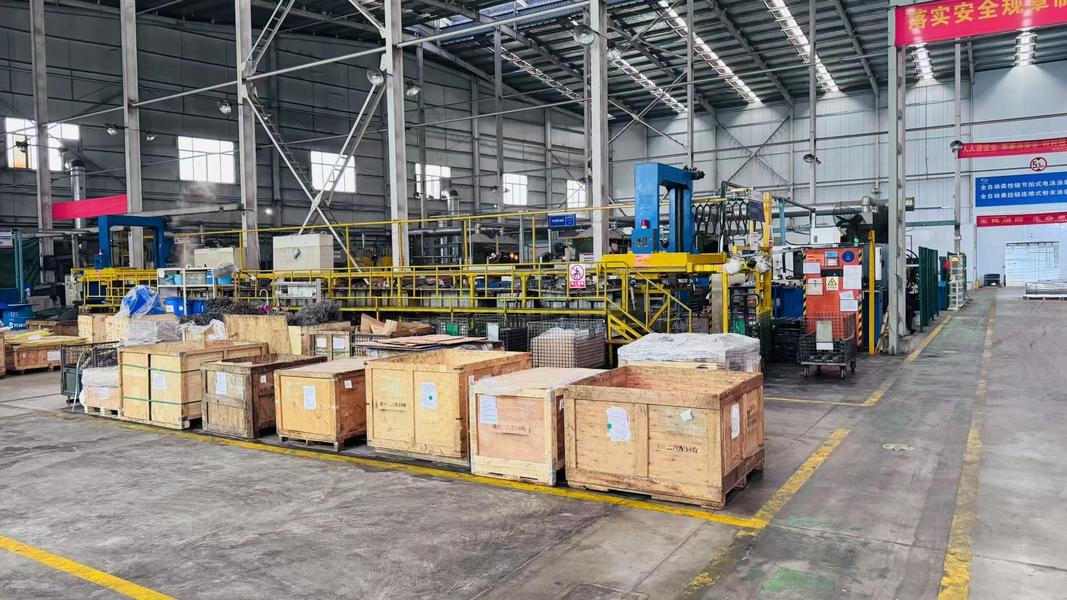 Guangzhou Dongchuangyuan Trading Co., Ltd. manufacturer production line